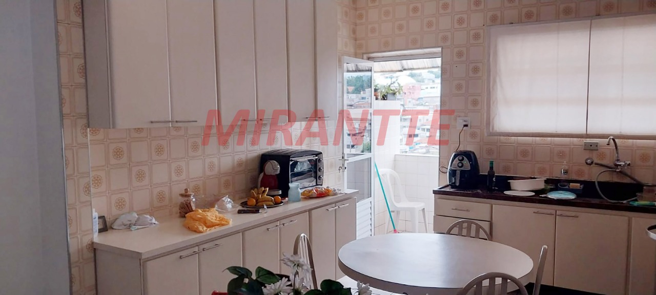 Sobrado de 205m² com 3 quartos em Vila Santa Maria