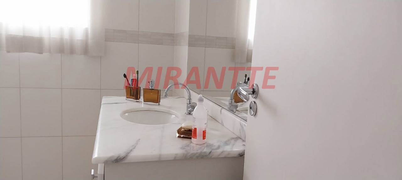 Sobrado de 205m² com 3 quartos em Vila Santa Maria