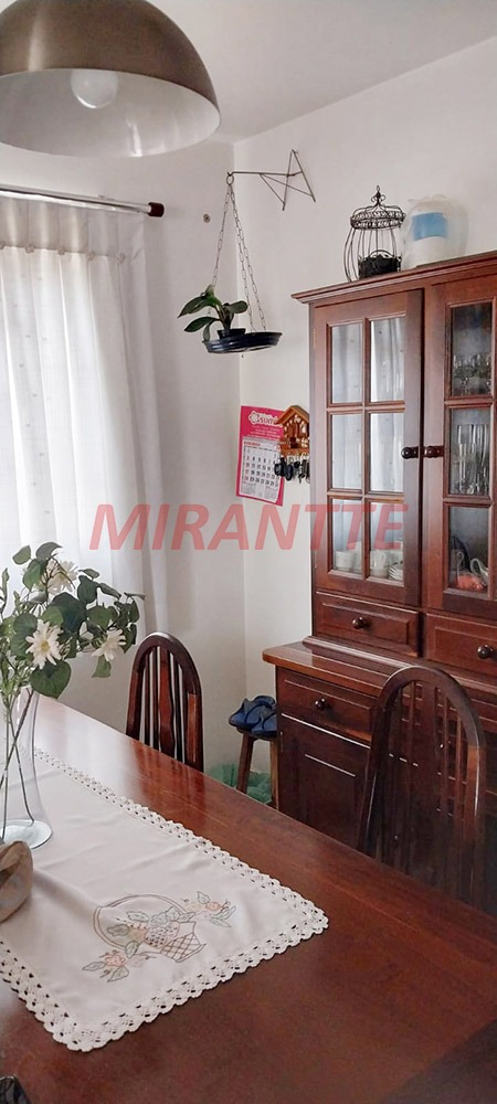 Sobrado de 205m² com 3 quartos em Vila Santa Maria