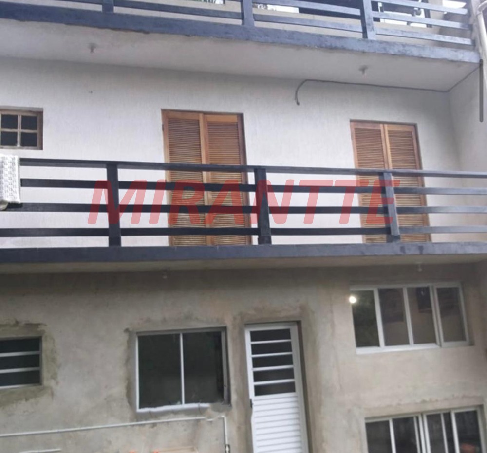 Cond. fechado de 450m² com 5 quartos em Serra da Cantareira