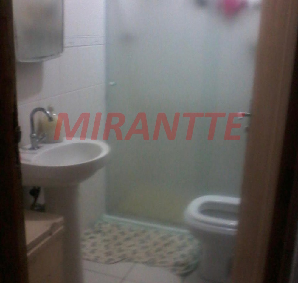 Cond. fechado de 450m² com 5 quartos em Serra da Cantareira