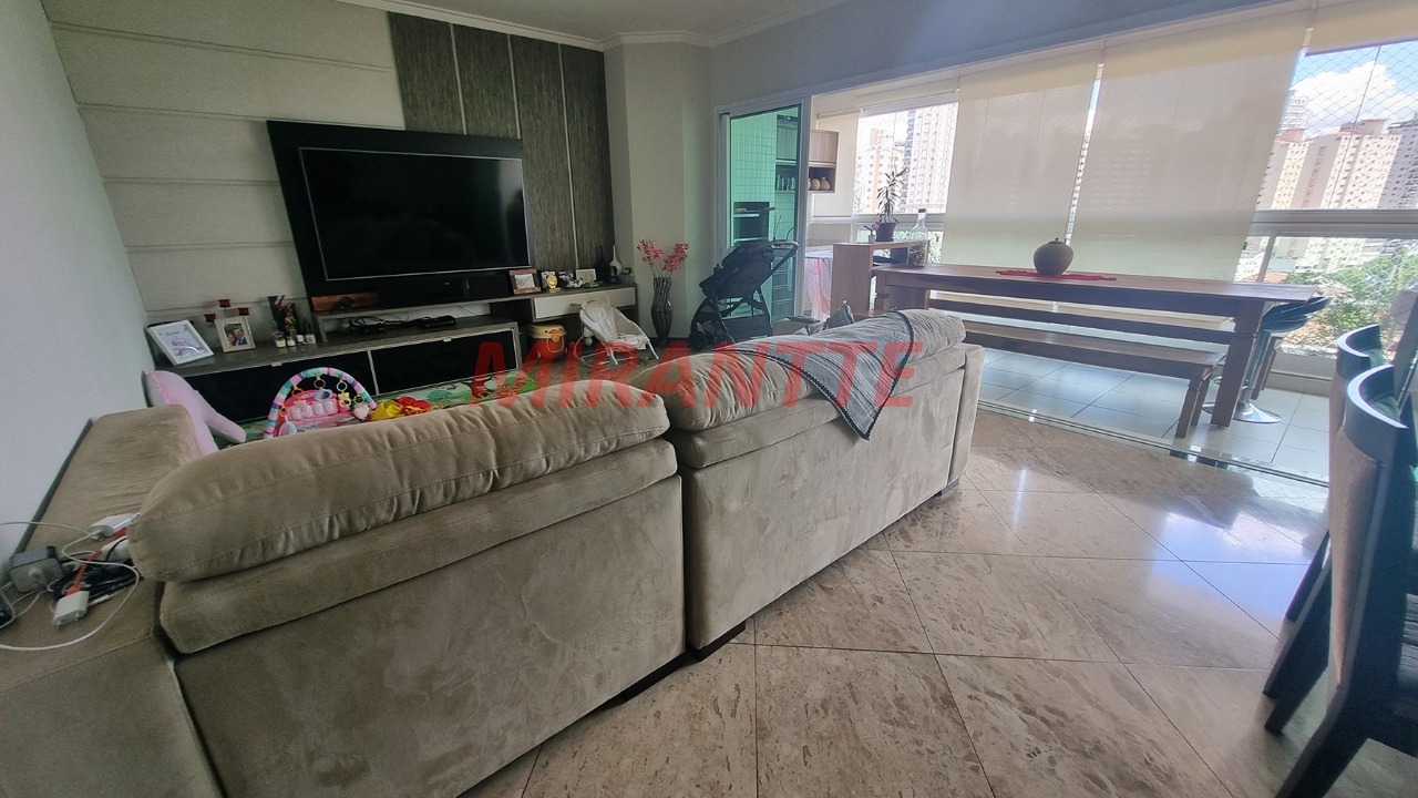Apartamento de 129m² com 3 quartos em Água Fria