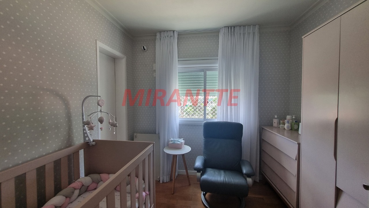 Apartamento de 129m² com 3 quartos em Água Fria