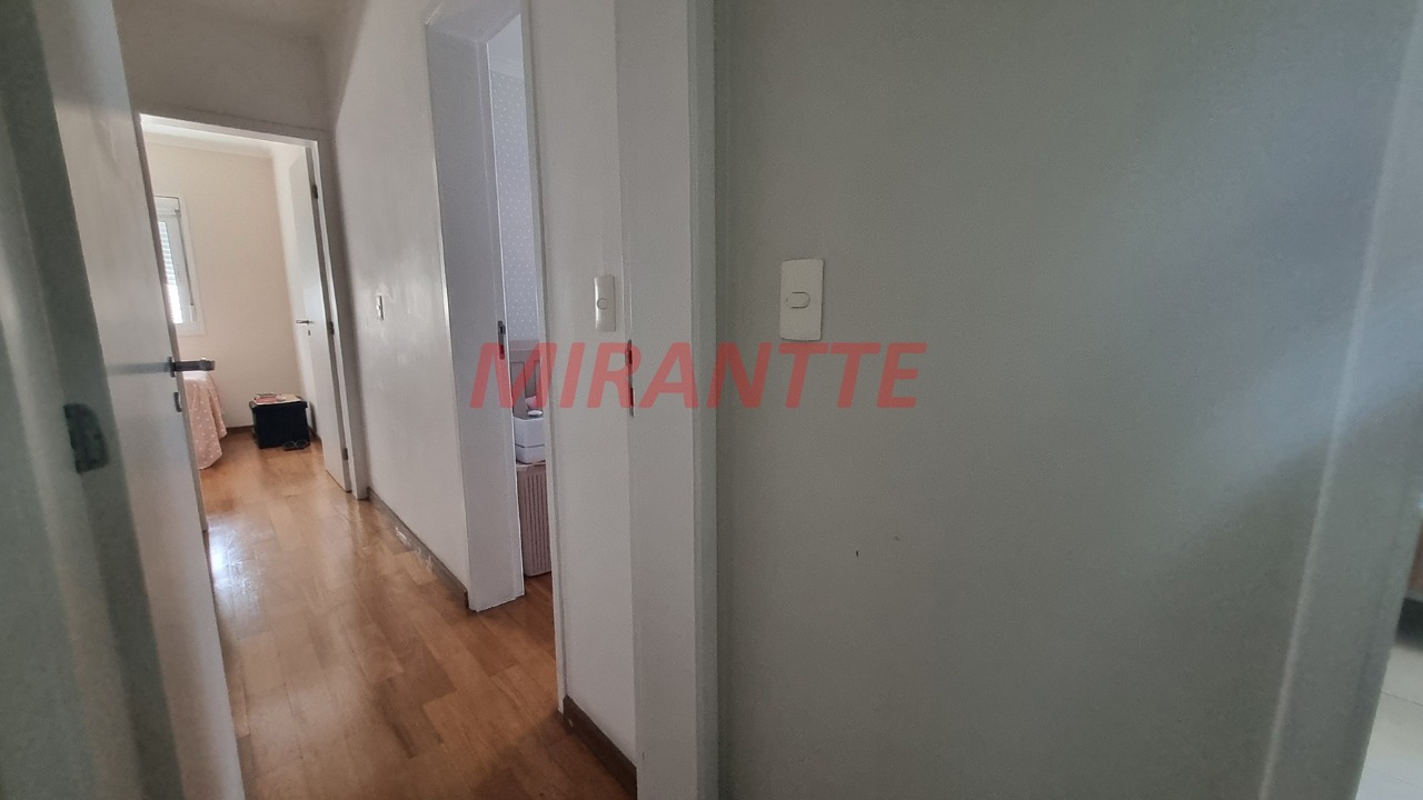 Apartamento de 129m² com 3 quartos em Água Fria