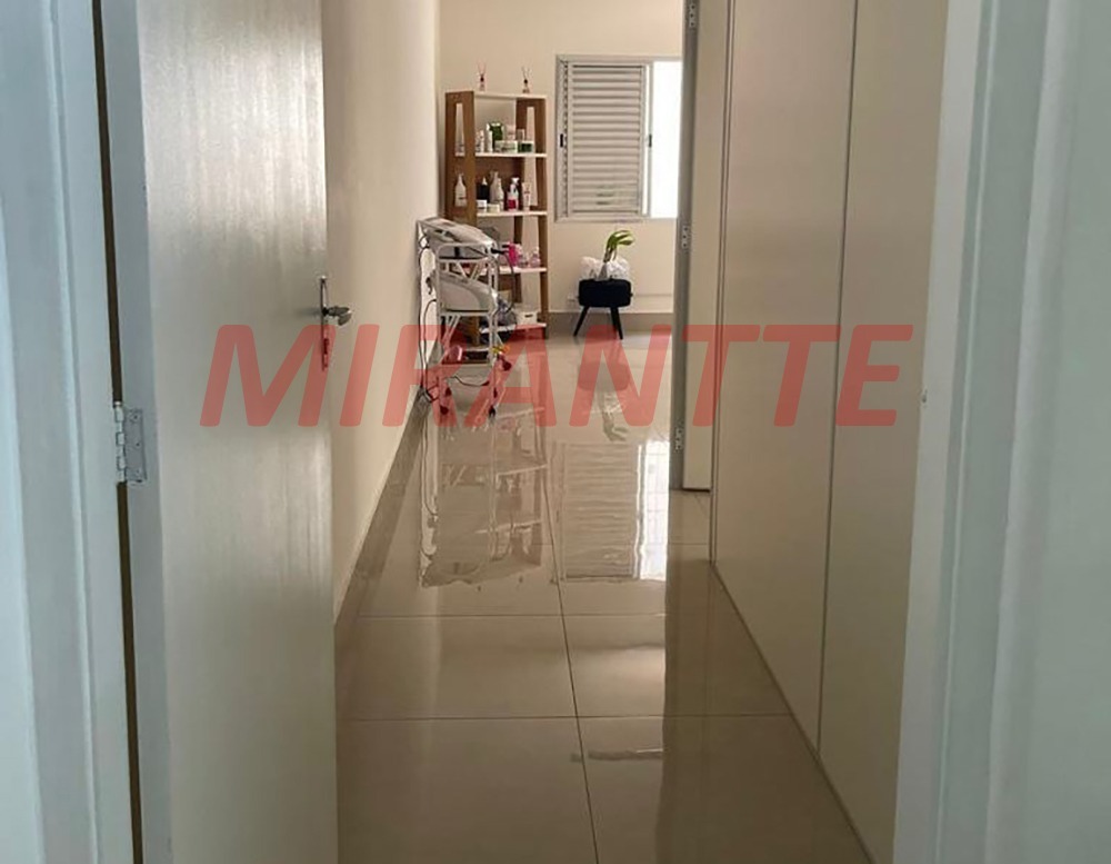 Sobrado de 152m² com 3 quartos em Santa Teresinha