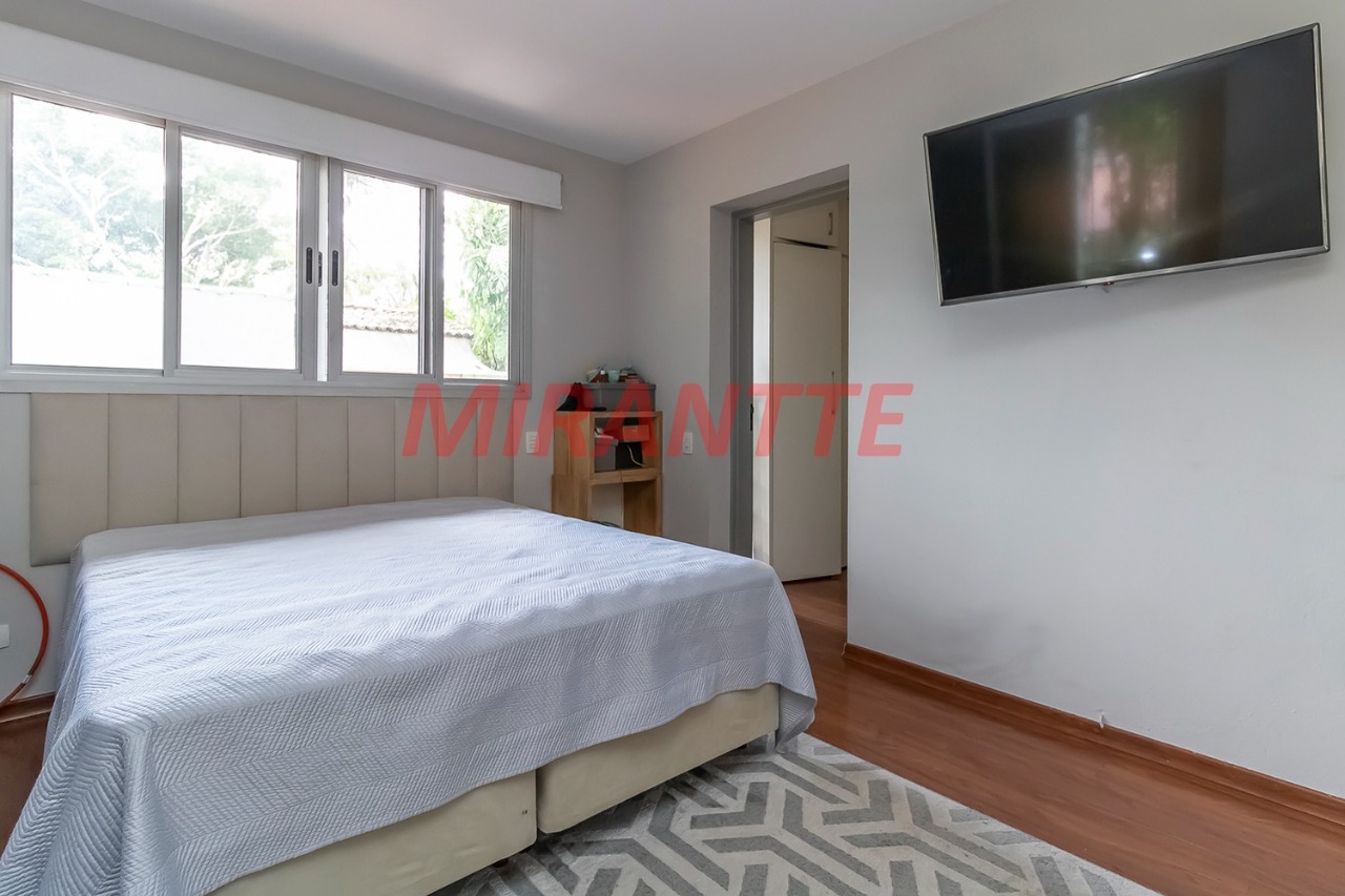 Sobrado de 345m² com 4 quartos em Alto de Pinheiros