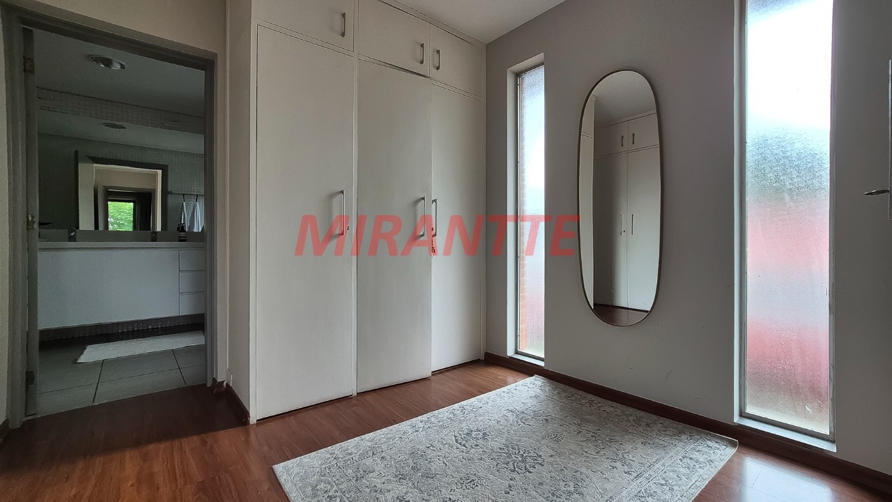 Sobrado de 345m² com 4 quartos em Alto de Pinheiros