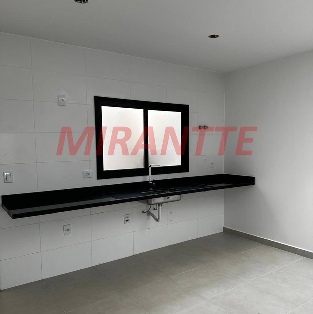 Sobrado de 120m² com 3 quartos em Parada Inglesa