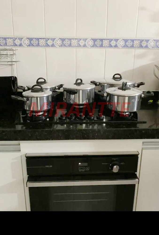 Cond. fechado de 300m² com 5 quartos em Costa Do Sol