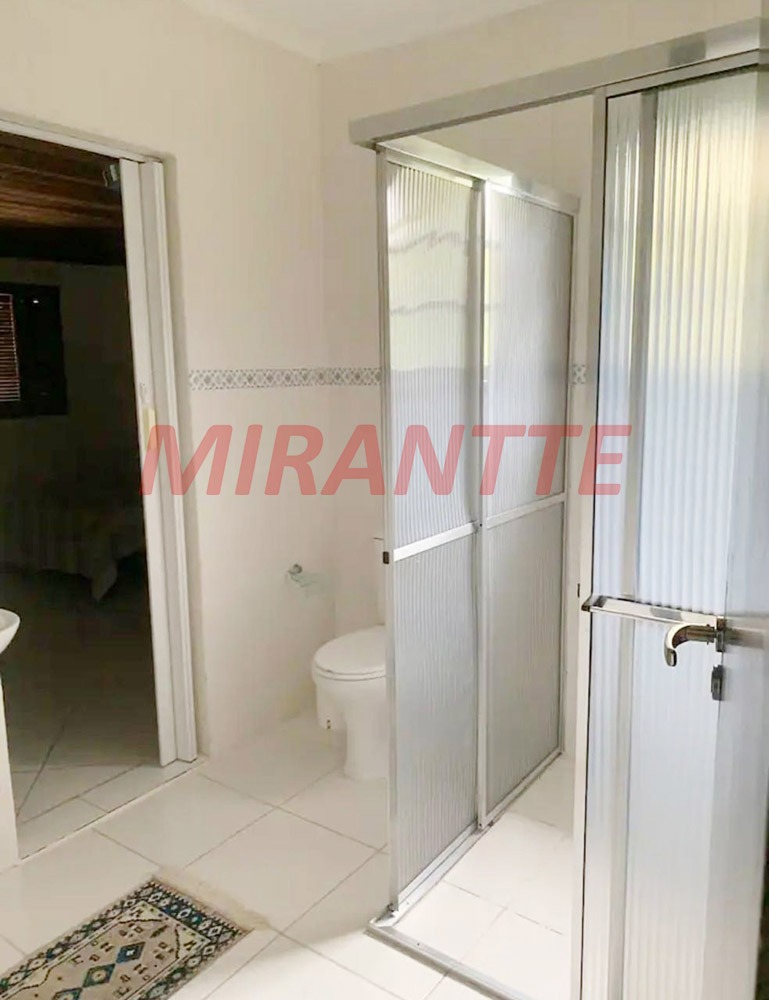 Cond. fechado de 300m² com 5 quartos em Costa Do Sol