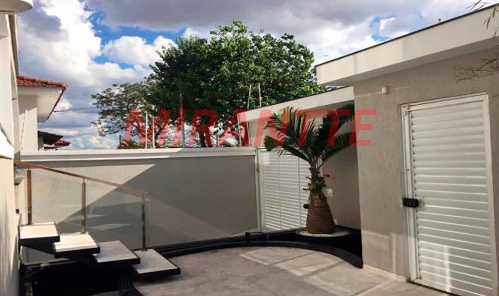 Sobrado de 265m² com 4 quartos em Jardim Virginia Bianca