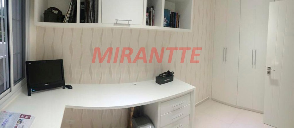 Sobrado de 265m² com 4 quartos em Jardim Virginia Bianca