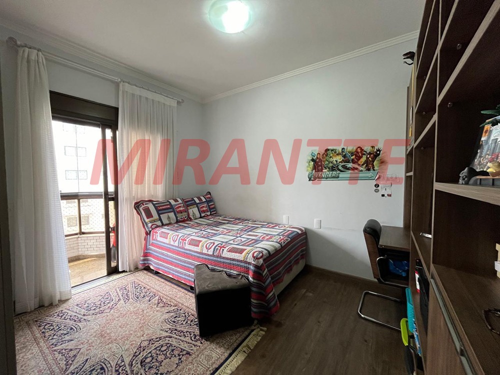 Apartamento de 2.32m² com 4 quartos em Santana