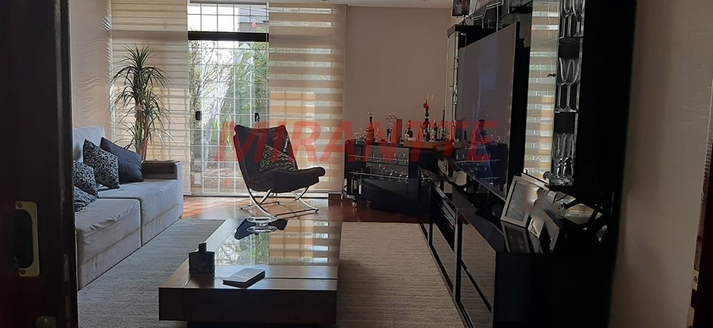 Sobrado de 212m² com 3 quartos em Jardim do Colégio (Zona Norte)