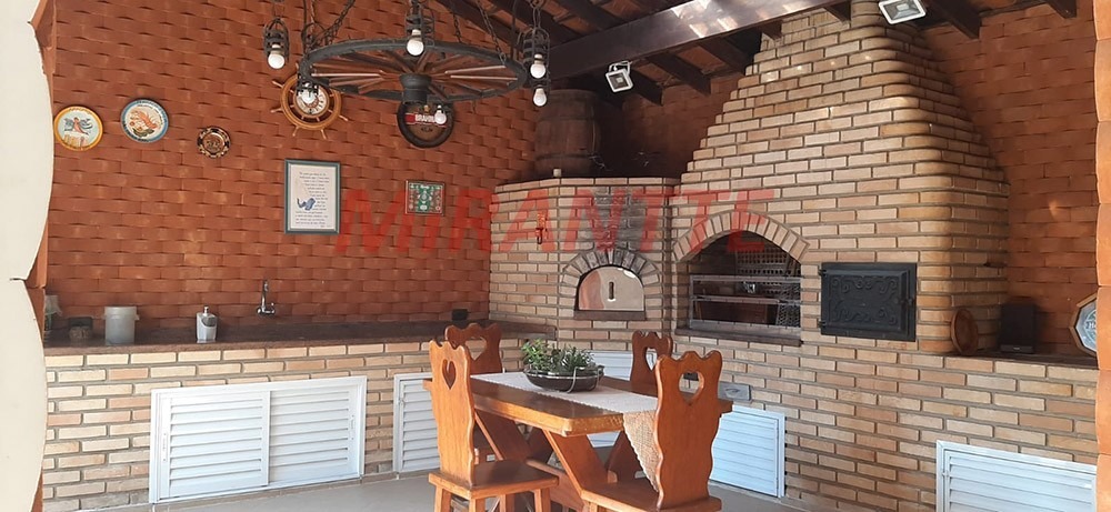 Sobrado de 212m² com 3 quartos em Jardim do Colégio (Zona Norte)