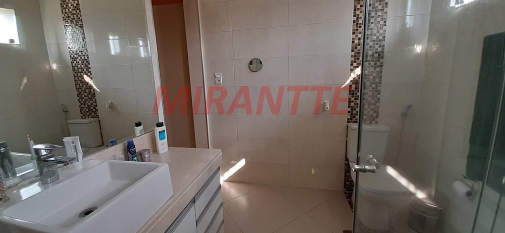 Sobrado de 212m² com 3 quartos em Jardim do Colégio (Zona Norte)