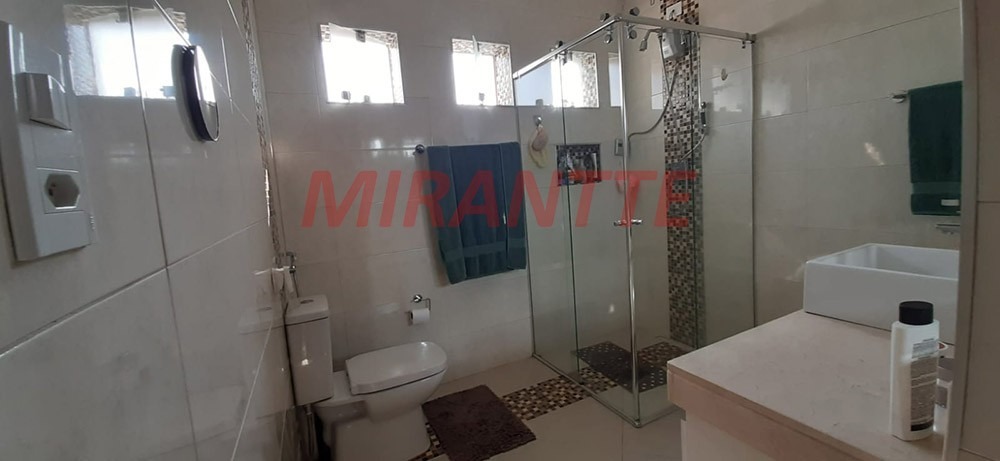 Sobrado de 212m² com 3 quartos em Jardim do Colégio (Zona Norte)