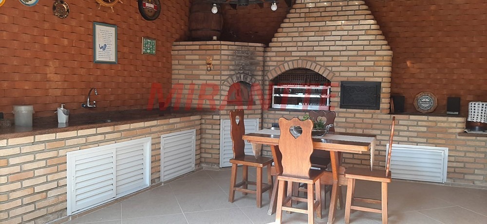 Sobrado de 212m² com 3 quartos em Jardim do Colégio (Zona Norte)