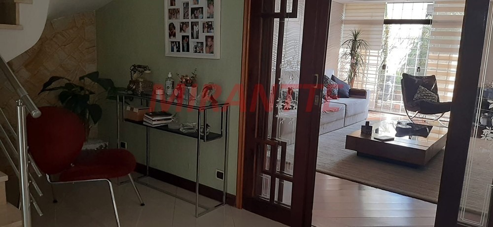 Sobrado de 212m² com 3 quartos em Jardim do Colégio (Zona Norte)