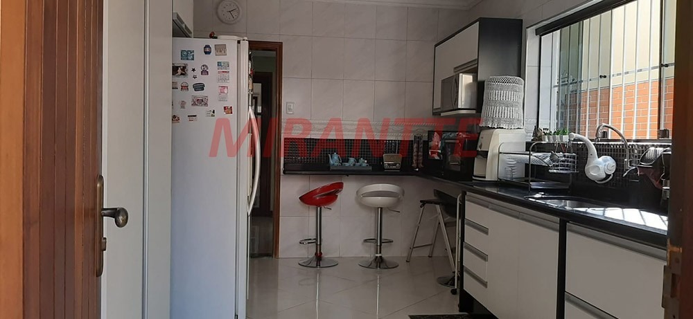 Sobrado de 212m² com 3 quartos em Jardim do Colégio (Zona Norte)