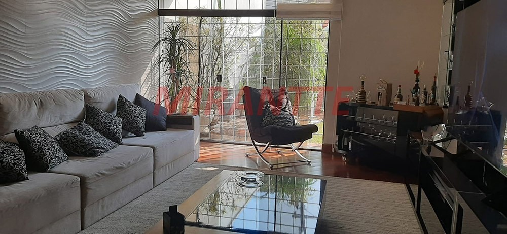 Sobrado de 212m² com 3 quartos em Jardim do Colégio (Zona Norte)