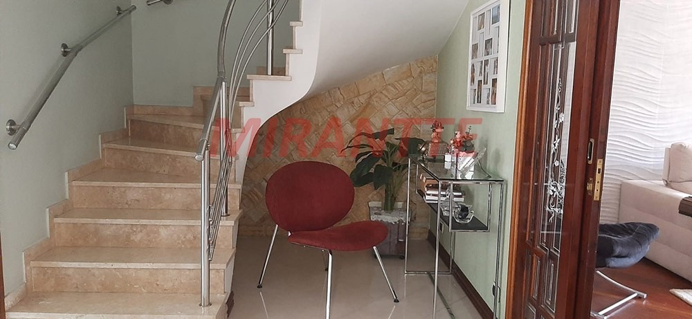 Sobrado de 212m² com 3 quartos em Jardim do Colégio (Zona Norte)