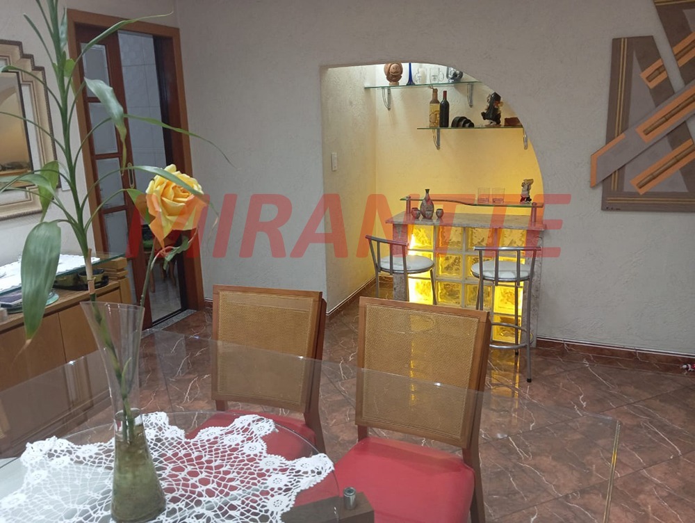 Sobrado de 180m² com 5 quartos em Santana