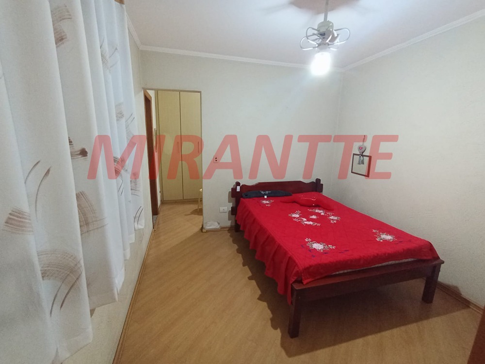 Sobrado de 180m² com 5 quartos em Santana
