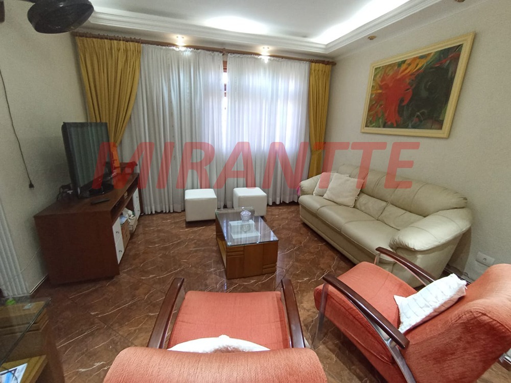 Sobrado de 180m² com 5 quartos em Santana