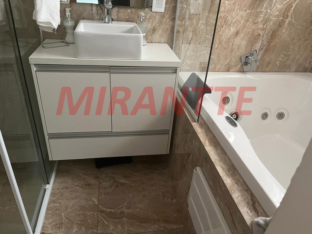 Casa terrea de 110m² com 2 quartos em Santana