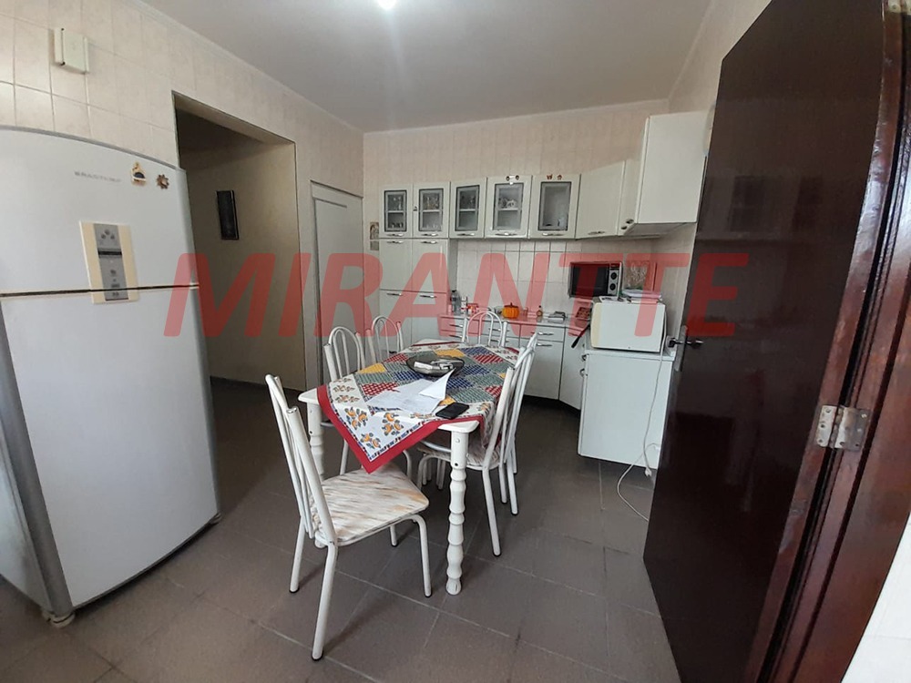 Sobrado de 140m² com 2 quartos em Vila Nova Mazzei