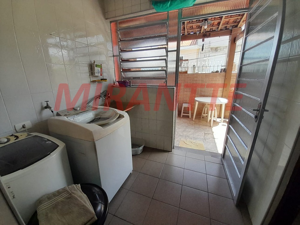 Sobrado de 140m² com 2 quartos em Vila Nova Mazzei