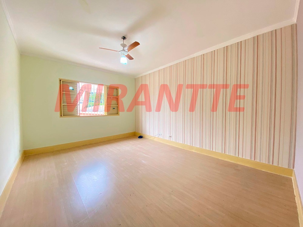 Sobrado de 125m² com 3 quartos em Jardim Sônia