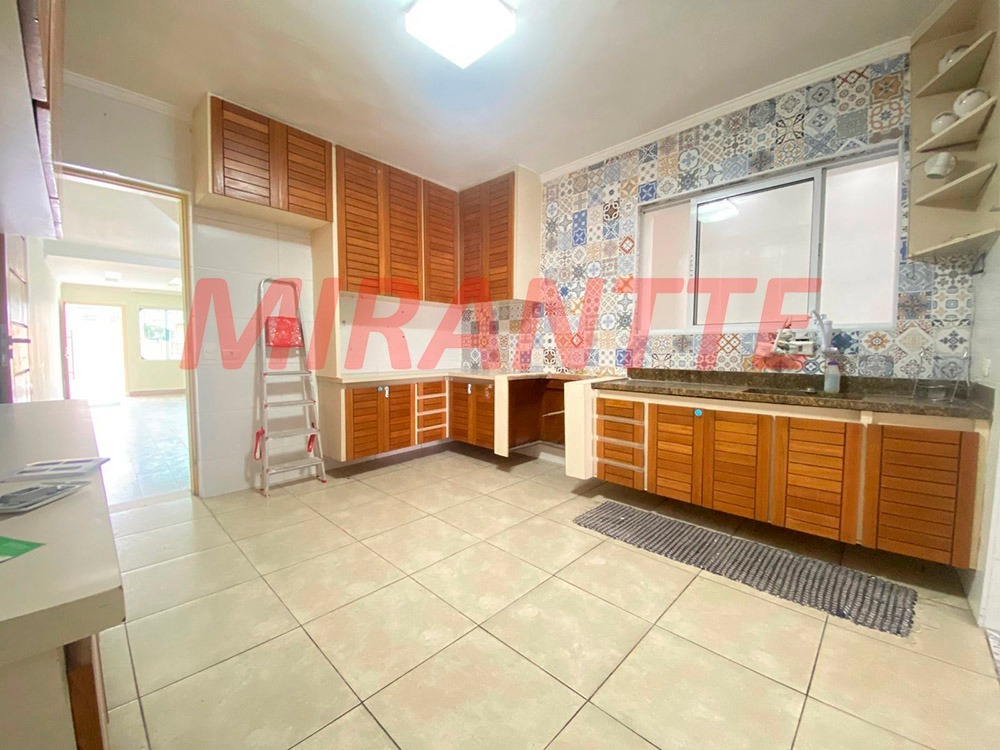 Sobrado de 125m² com 3 quartos em Jardim Sônia