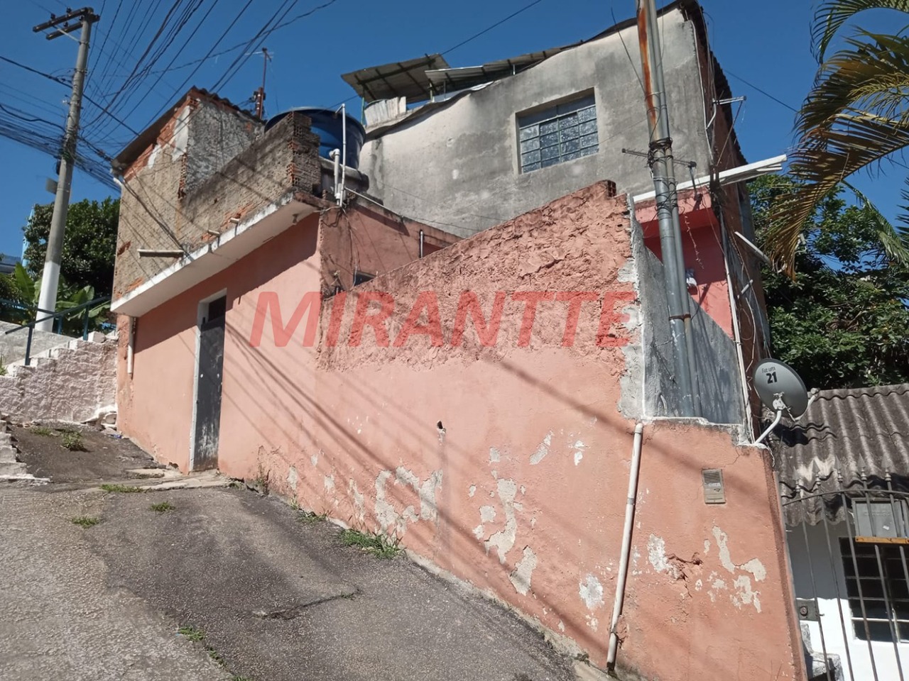 Casa terrea de 250m² com 6 quartos em Jardim Peri