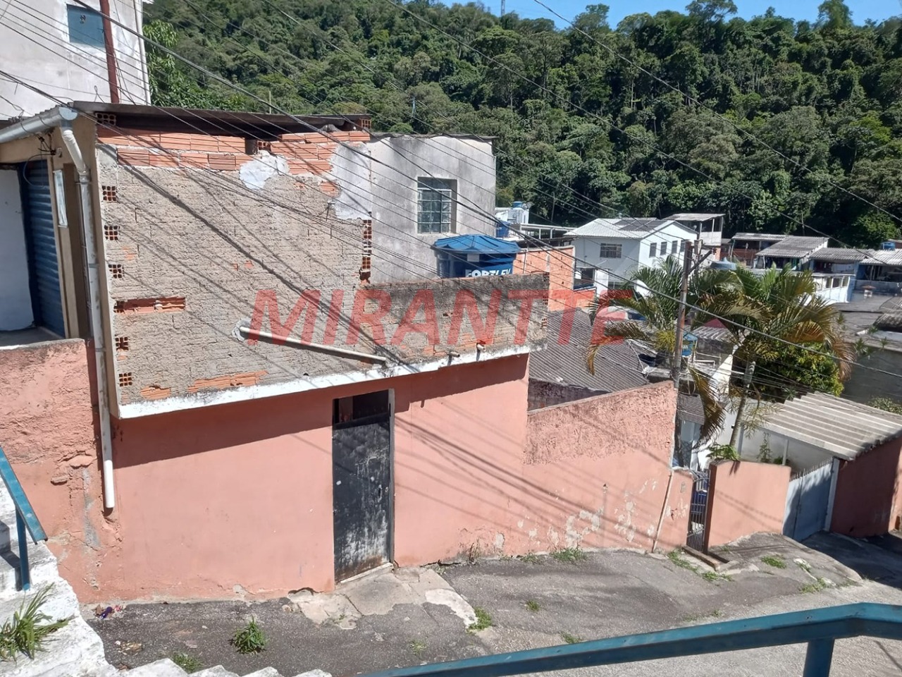 Casa terrea de 250m² com 6 quartos em Jardim Peri