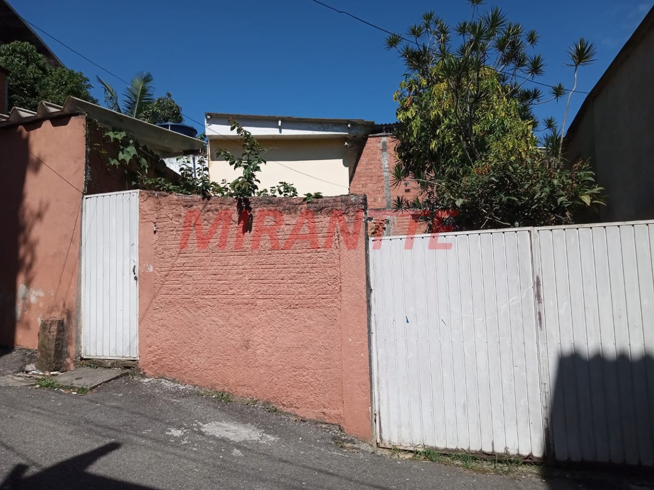Casa terrea de 250m² com 6 quartos em Jardim Peri