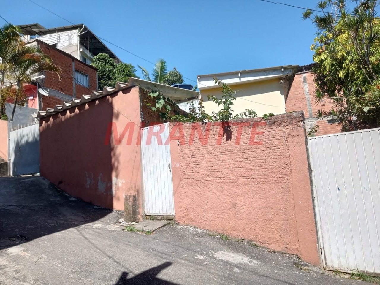 Casa terrea de 250m² com 6 quartos em Jardim Peri