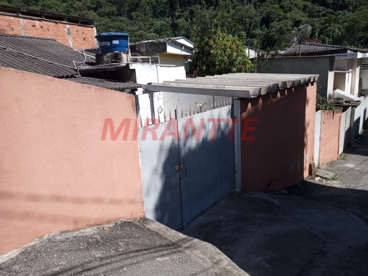 Casa terrea de 250m² com 6 quartos em Jardim Peri