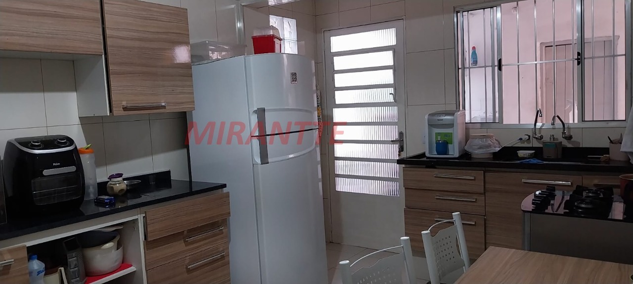 Sobrado de 174m² com 3 quartos em Jardim Paraiso