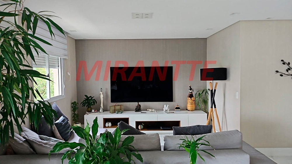 Apartamento de 195m² com 3 quartos em Santana
