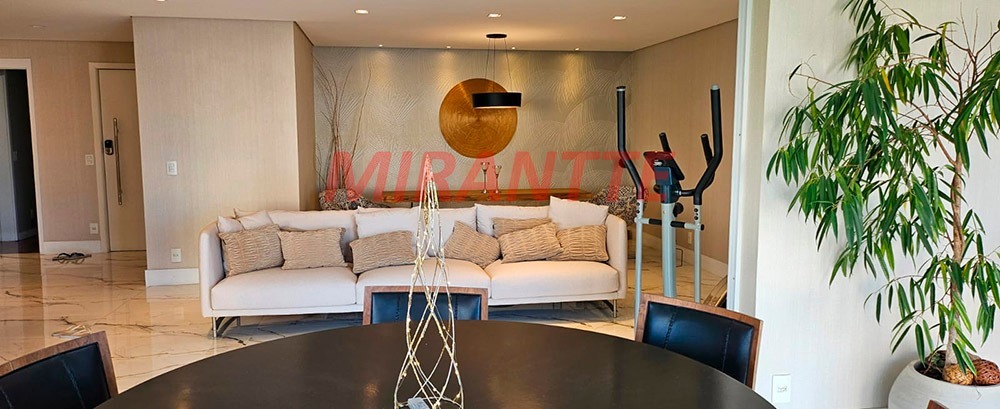 Apartamento de 195m² com 3 quartos em Santana