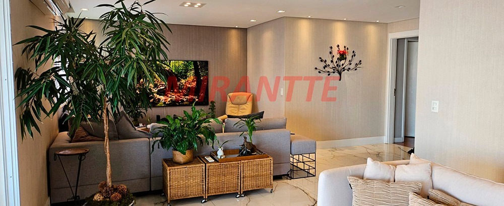 Apartamento de 195m² com 3 quartos em Santana