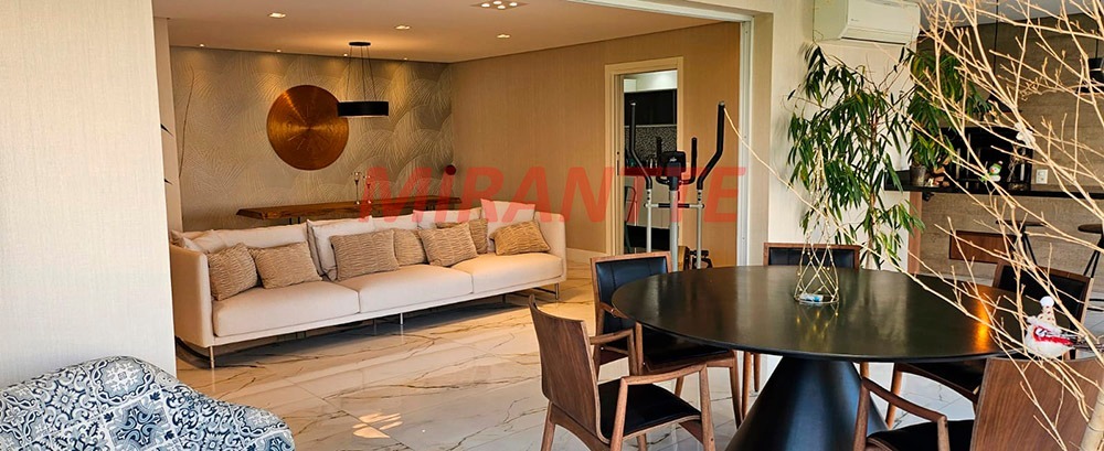 Apartamento de 195m² com 3 quartos em Santana