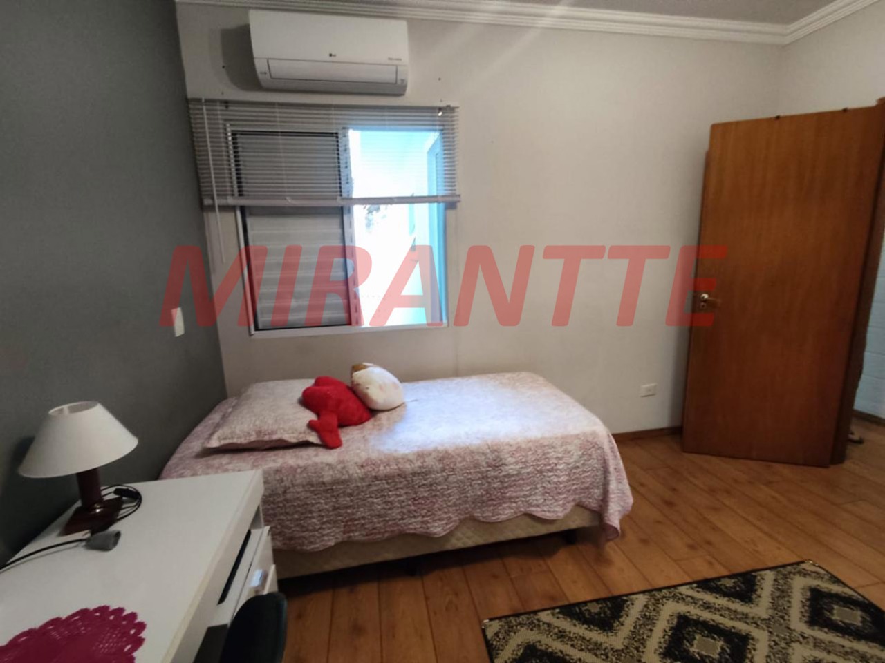 Sobrado de 120m² com 3 quartos em Parada Inglesa