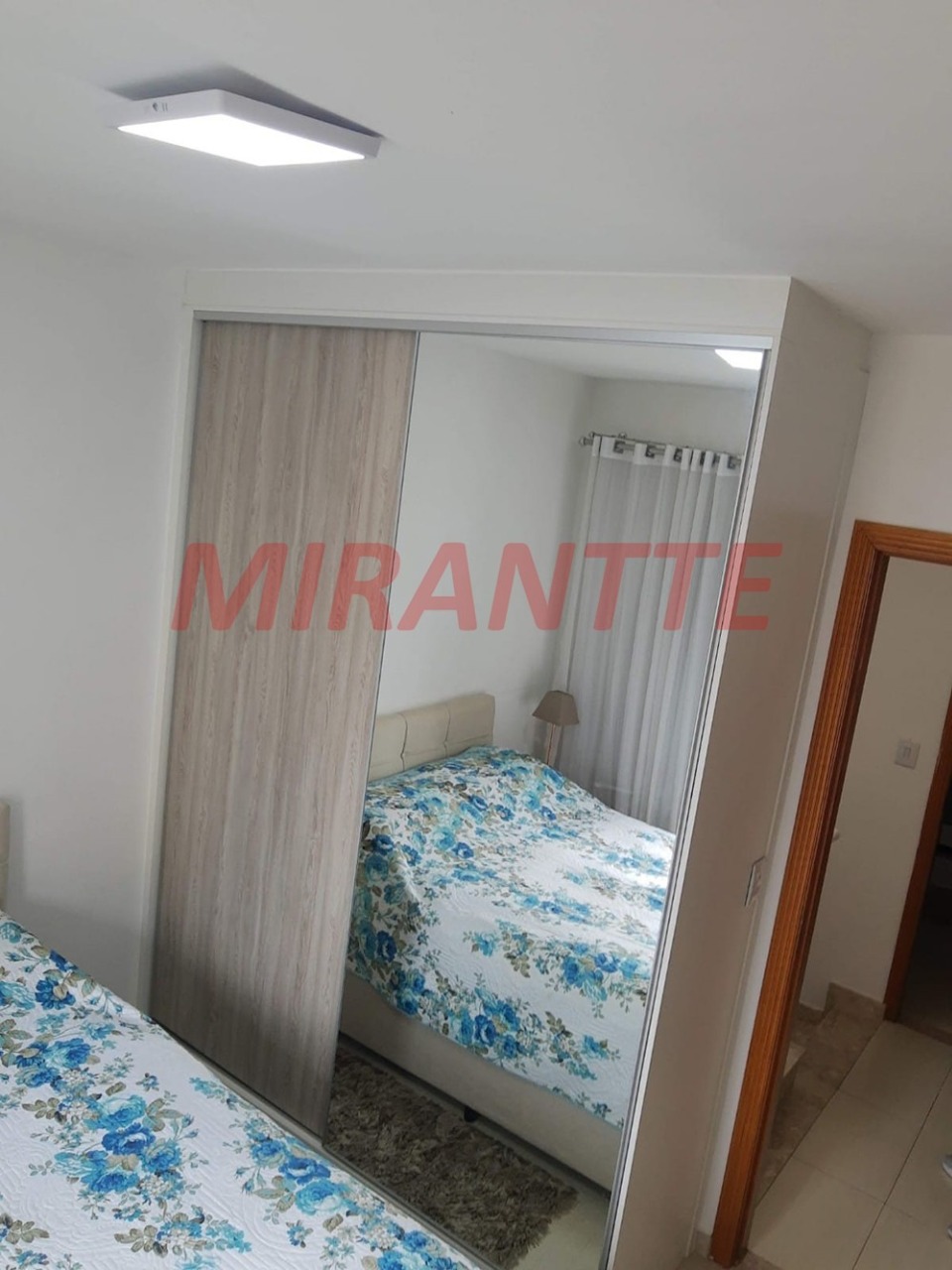 Cond. fechado de 70m² com 2 quartos em Jardim do Colégio (Zona Norte)