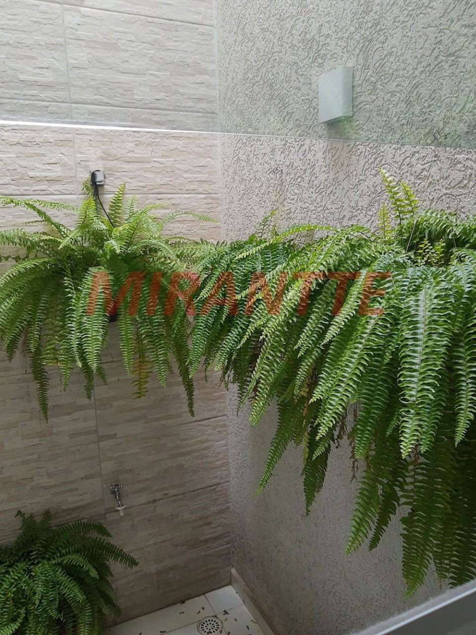 Cond. fechado de 70m² com 2 quartos em Jardim do Colégio (Zona Norte)