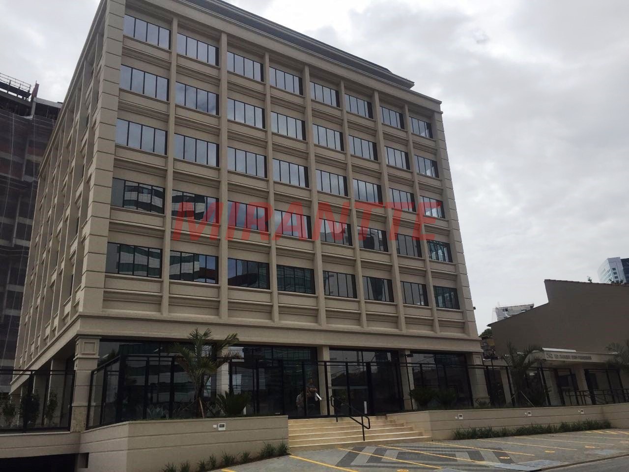 Comercial de 517m² em Pinheiros