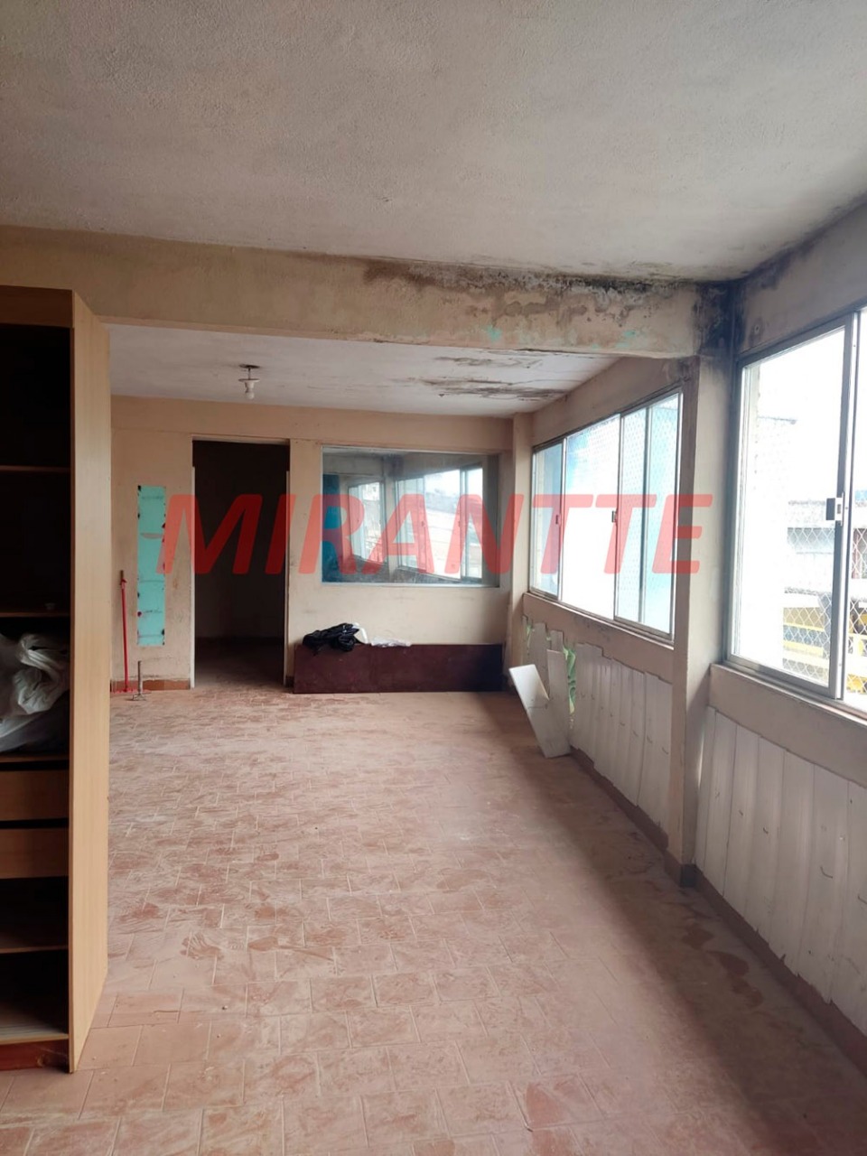 Sobrado de 336m² com 8 quartos em Jardim Maristela