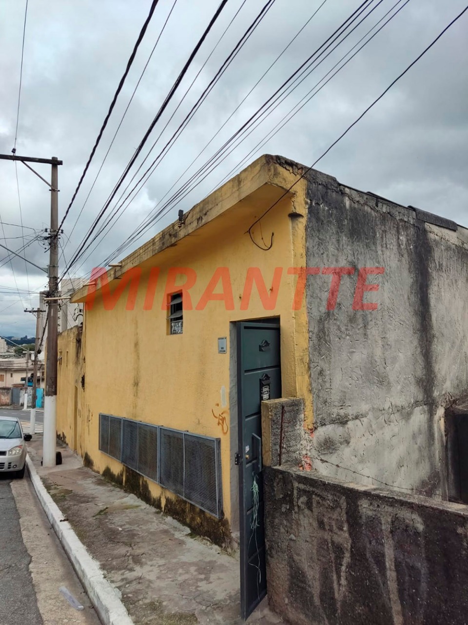 Sobrado de 336m² com 8 quartos em Jardim Maristela